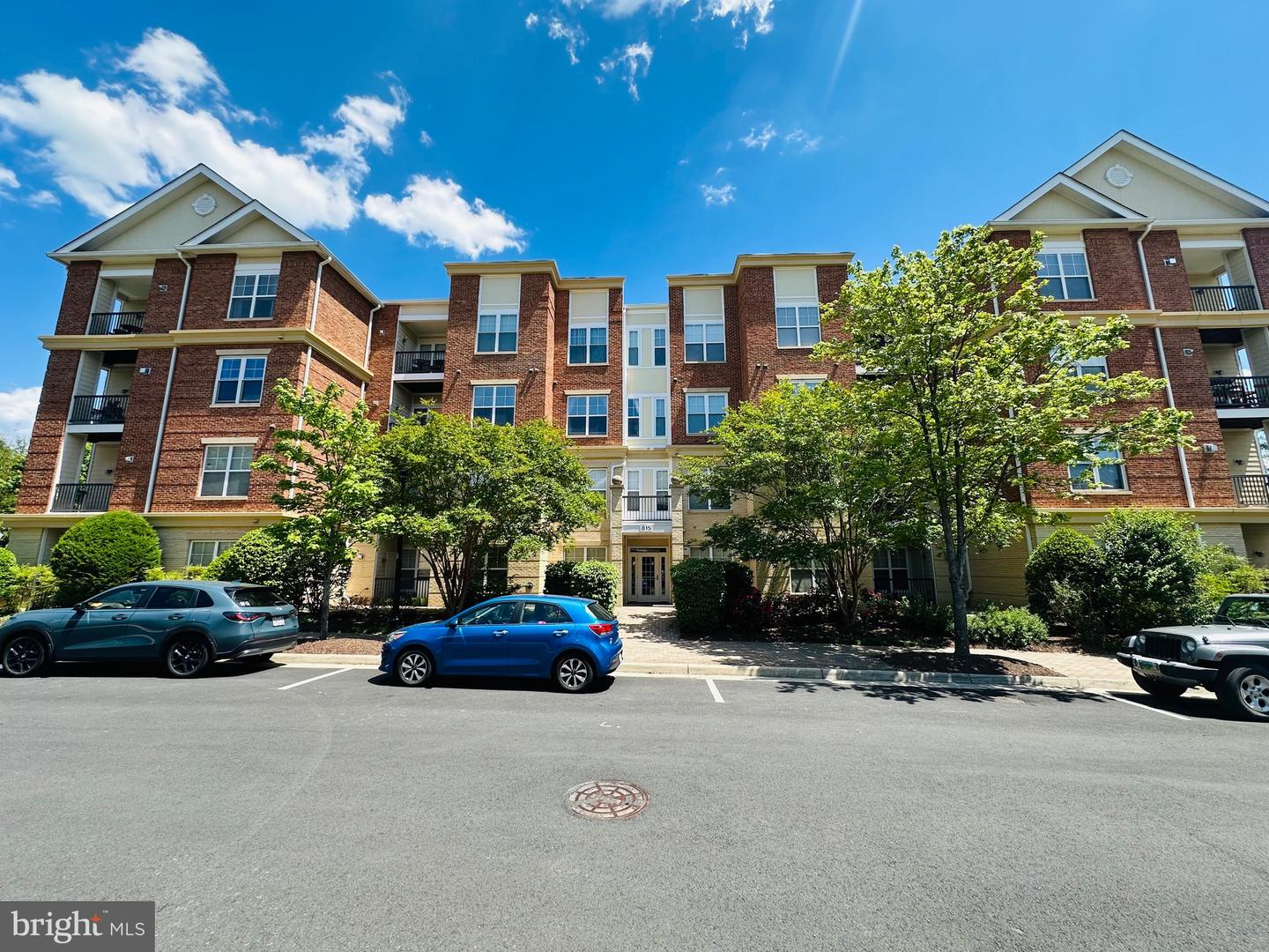 815 Branch Drive #402