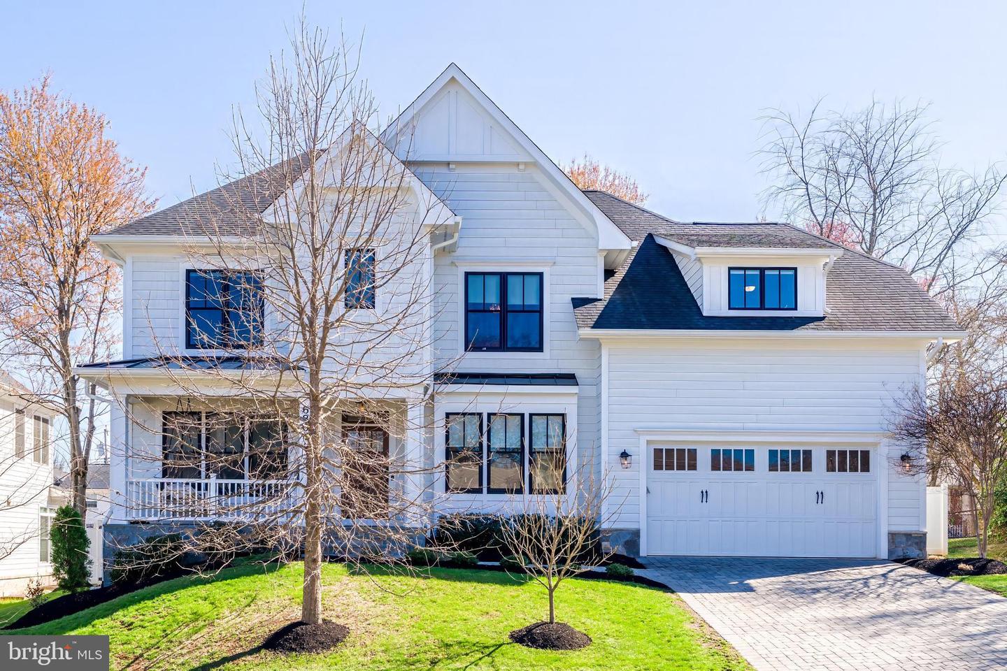 6805 Lumsden Street, Mclean