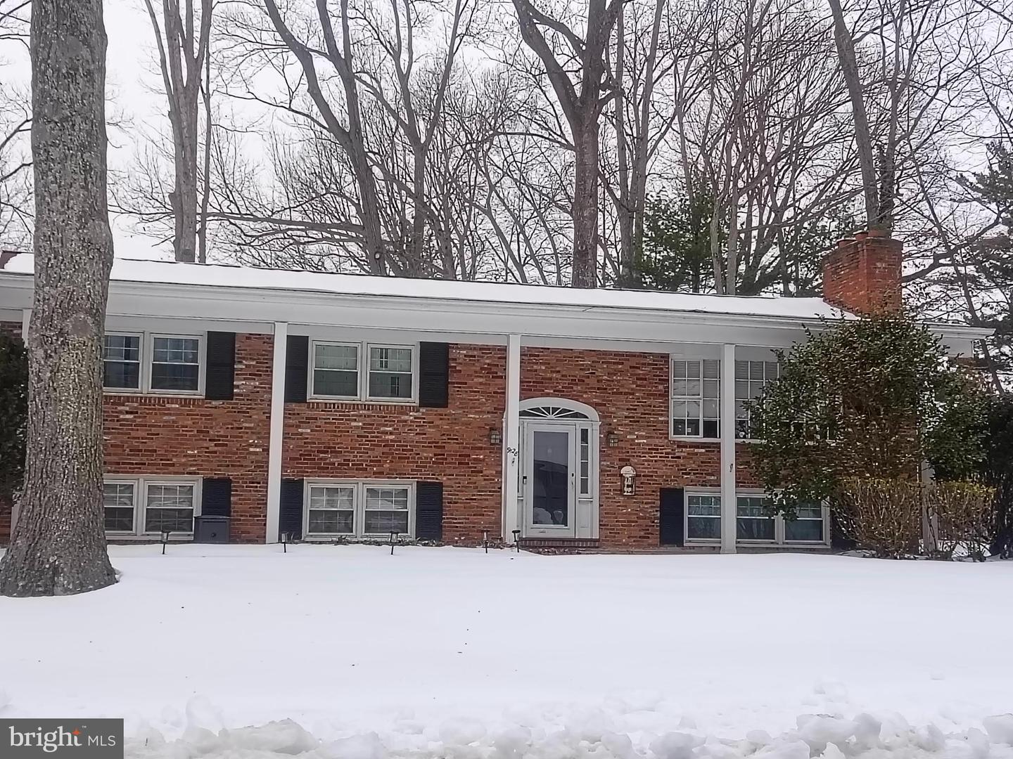 9128 Glenbrook Road, Fairfax