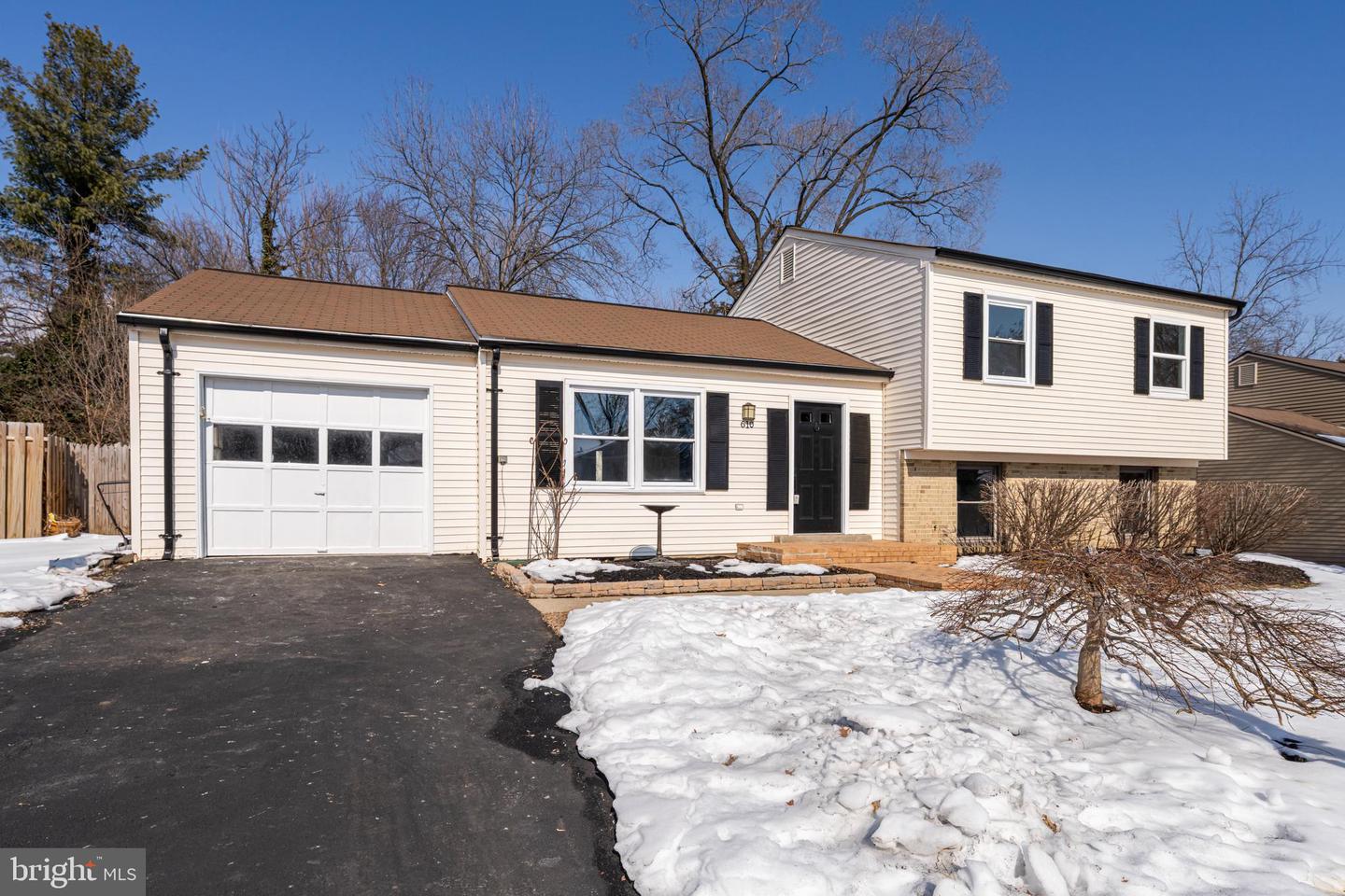 610 Worchester Street, Herndon