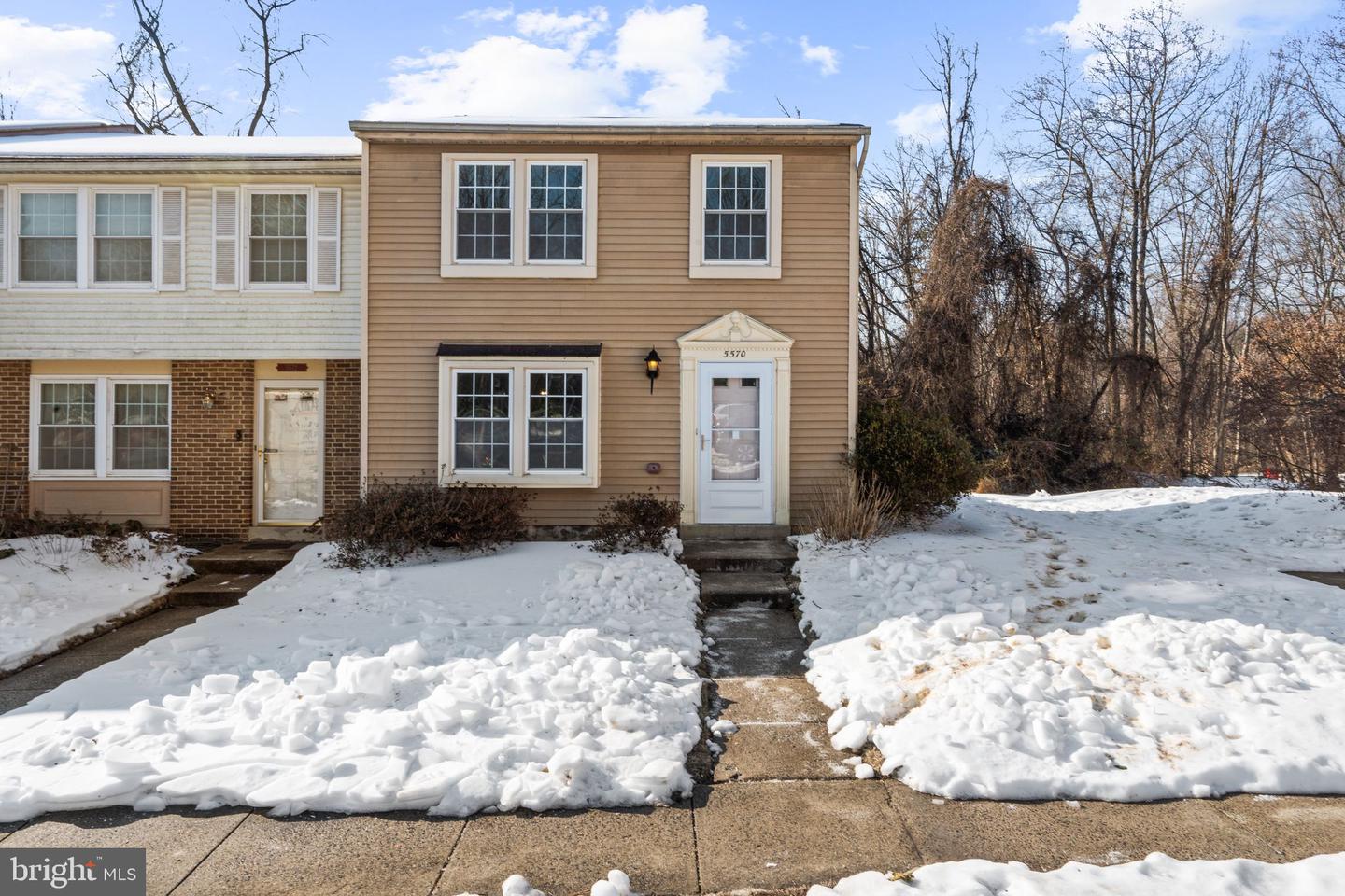 5570 Caithness Court, Fairfax