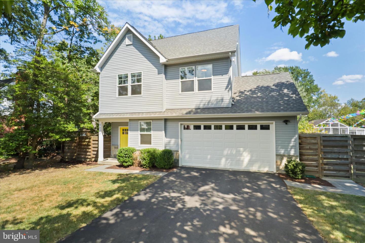 6625 Oak Drive, Alexandria