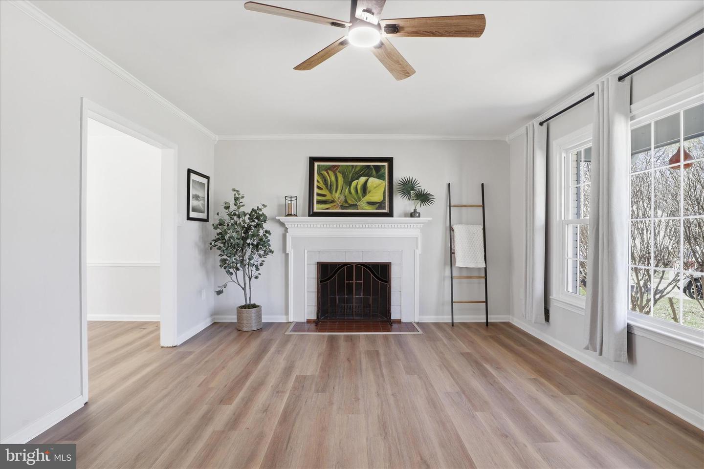 8109 Overton, Springfield