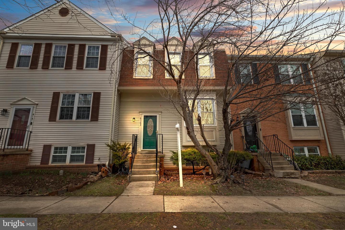 6163 Green Hollow Court, Springfield