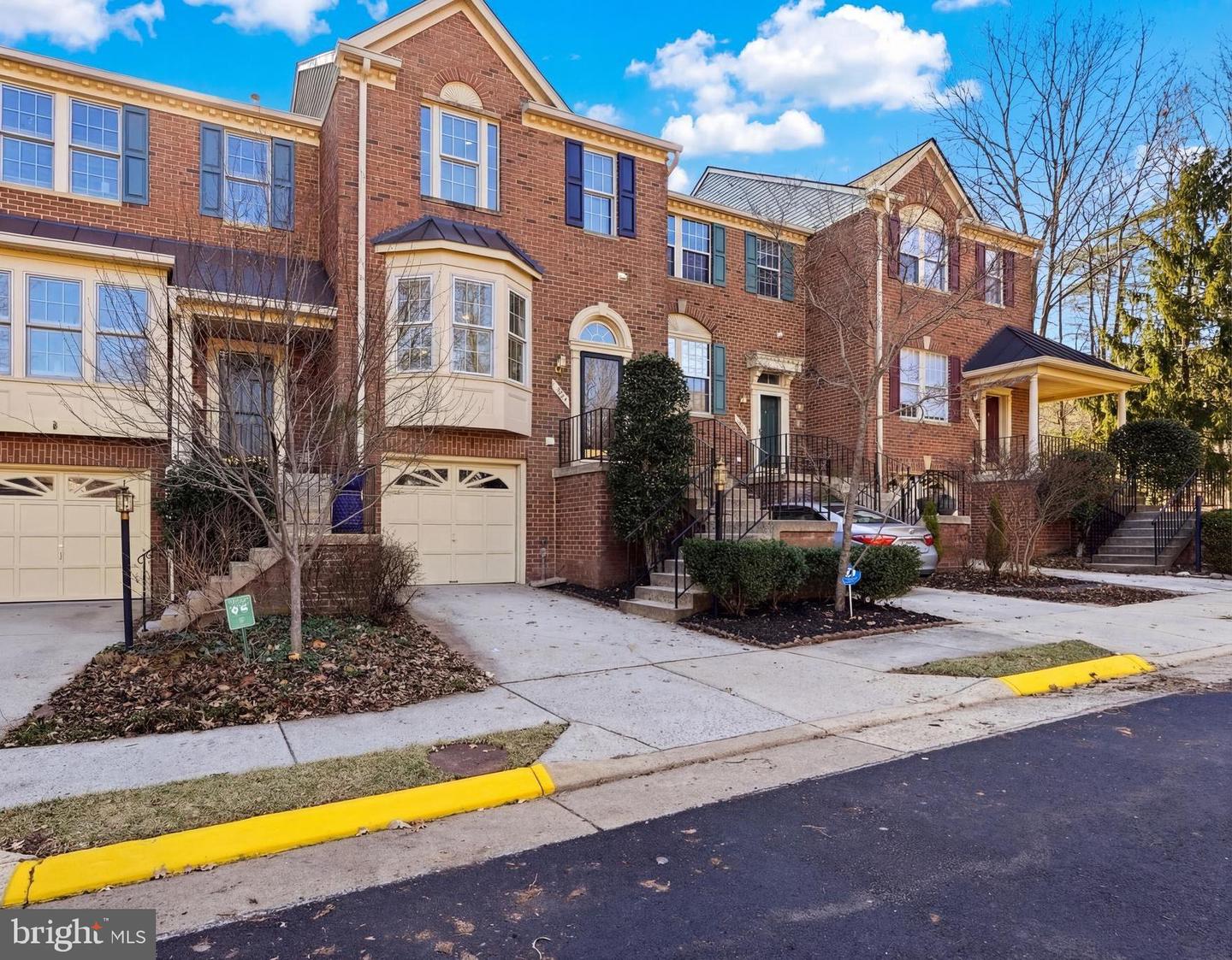 1472 Park Garden Lane, Reston
