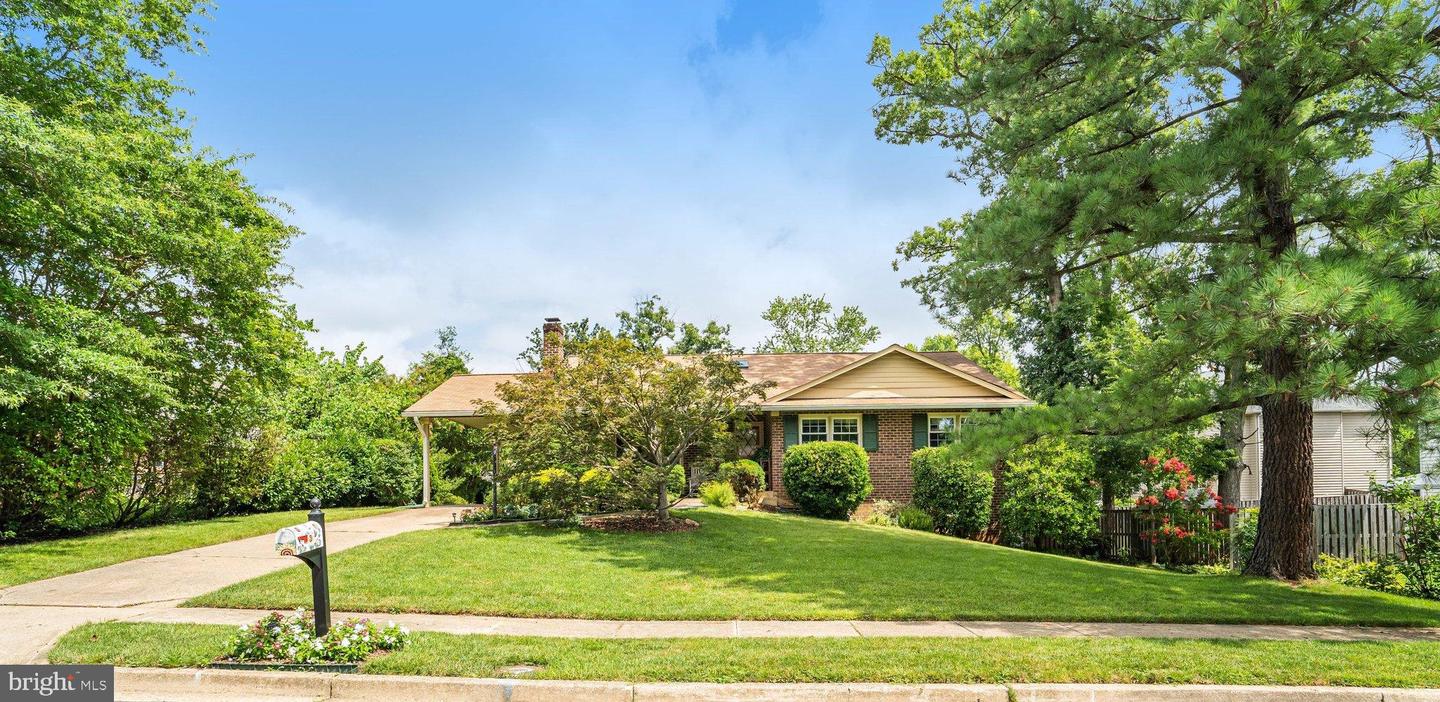 6804 Crossman Street, Annandale