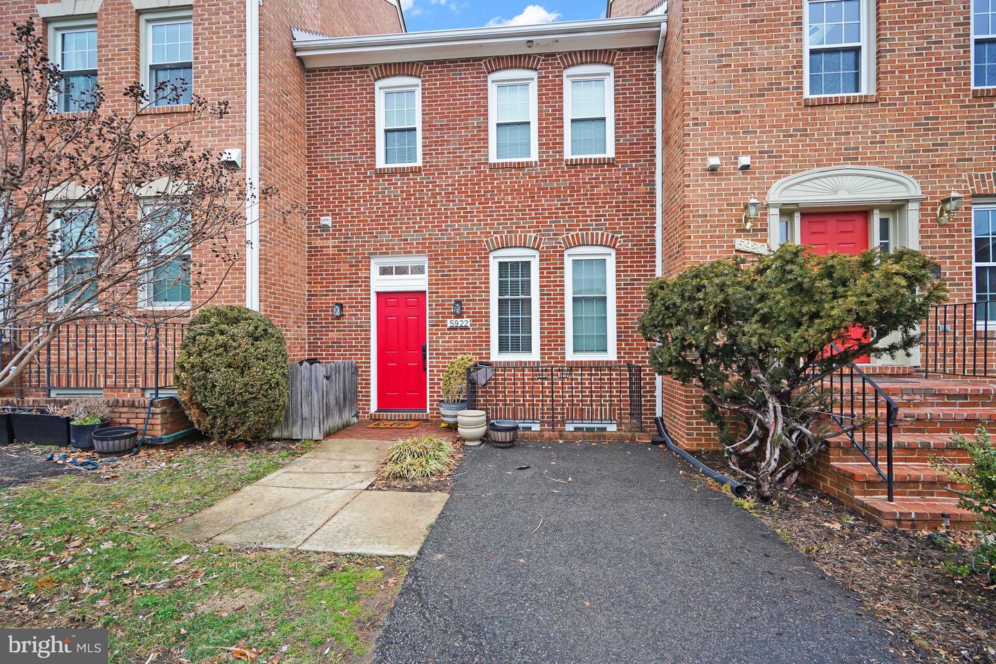 5922 Munson Court, Falls Church
