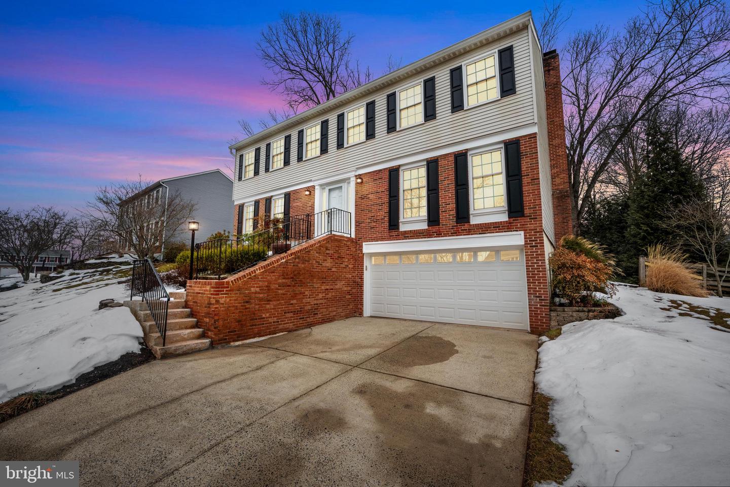 1374 Rock Chapel Road, Herndon