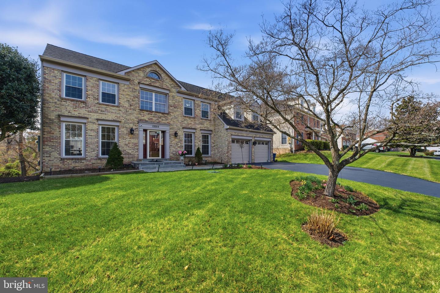 12005 Meadowville Court, Herndon