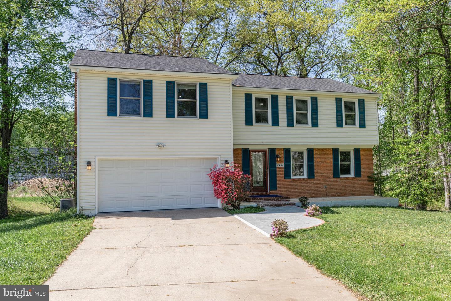 7937 Freehollow Drive, Falls Church
