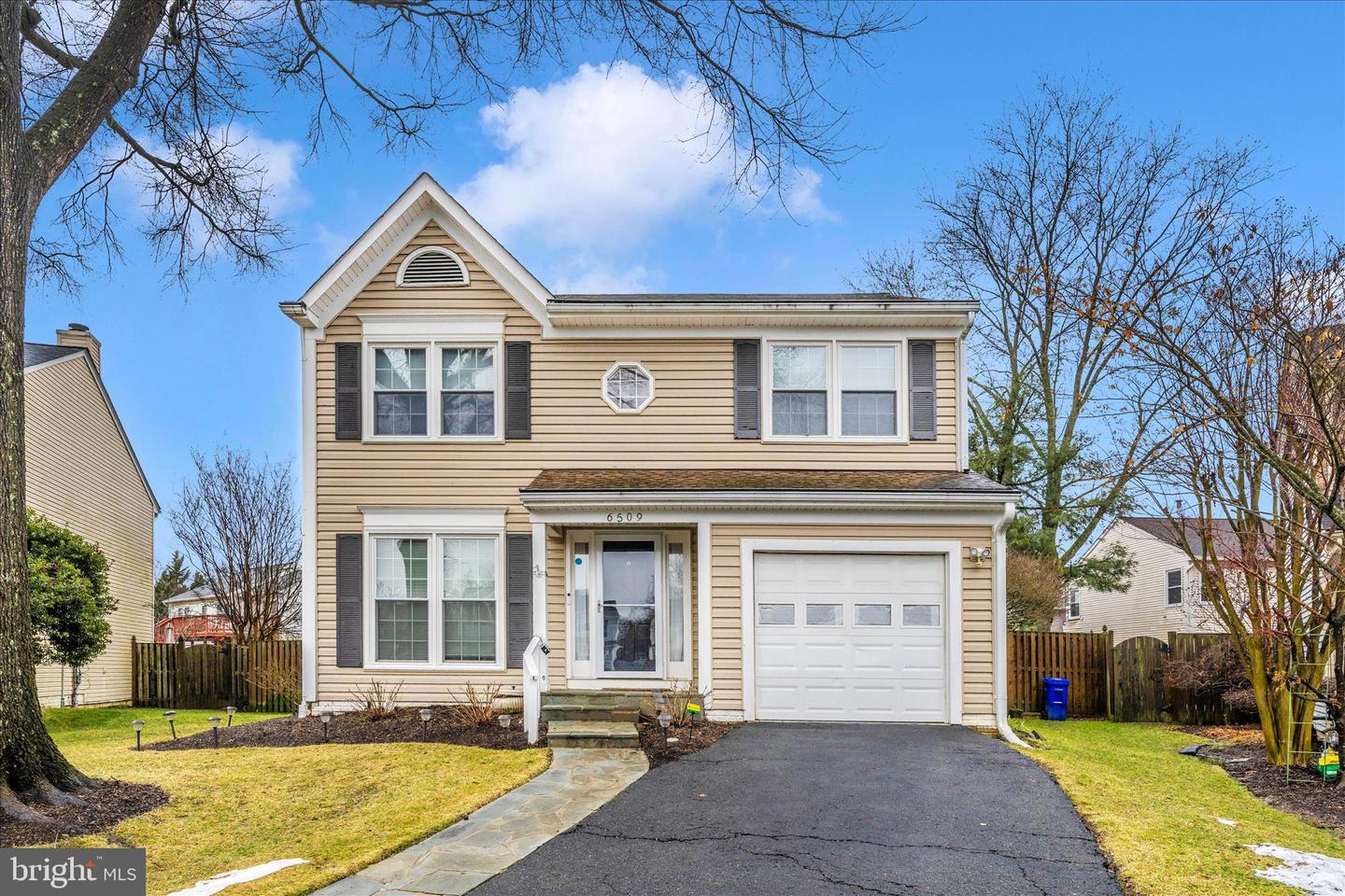 6509 Old Coach Court, Alexandria