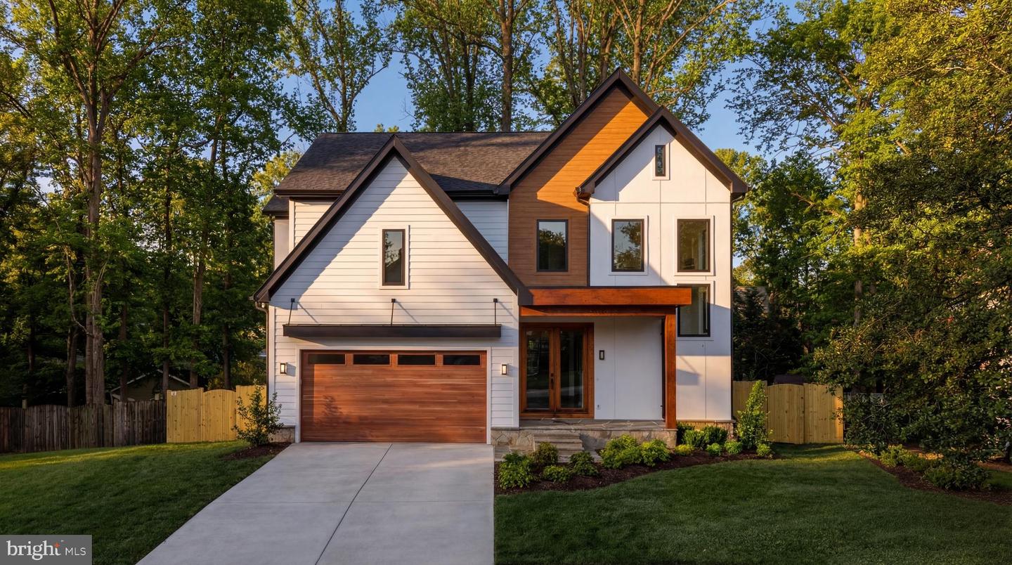 913 Symphony Circle SW, Vienna