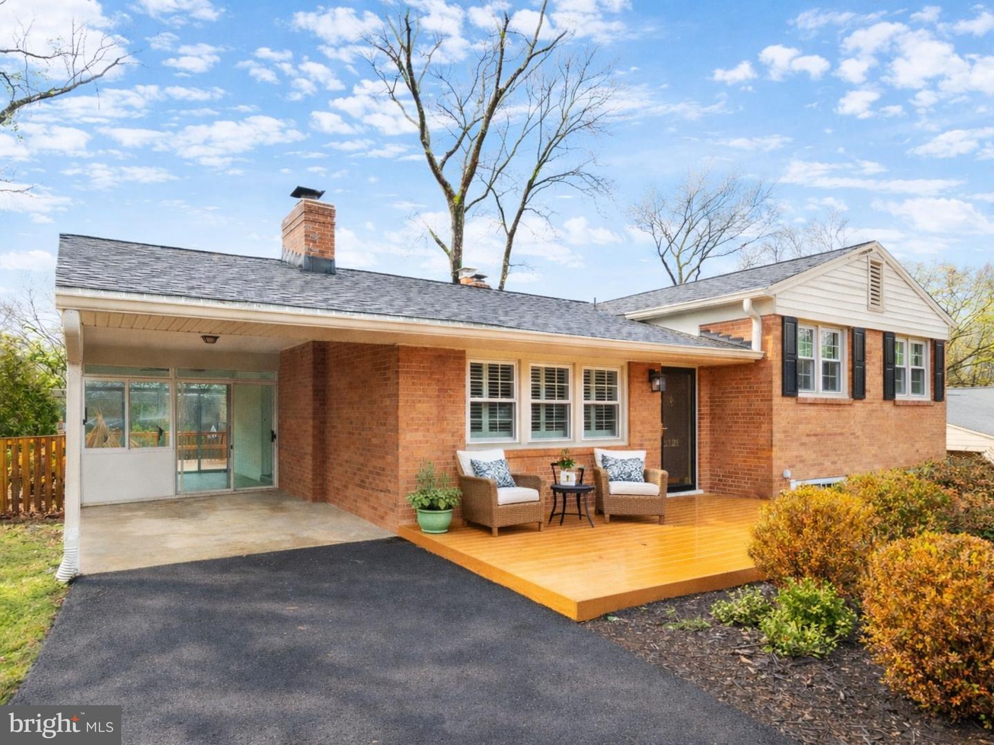 1121 Westmoreland Road, Alexandria