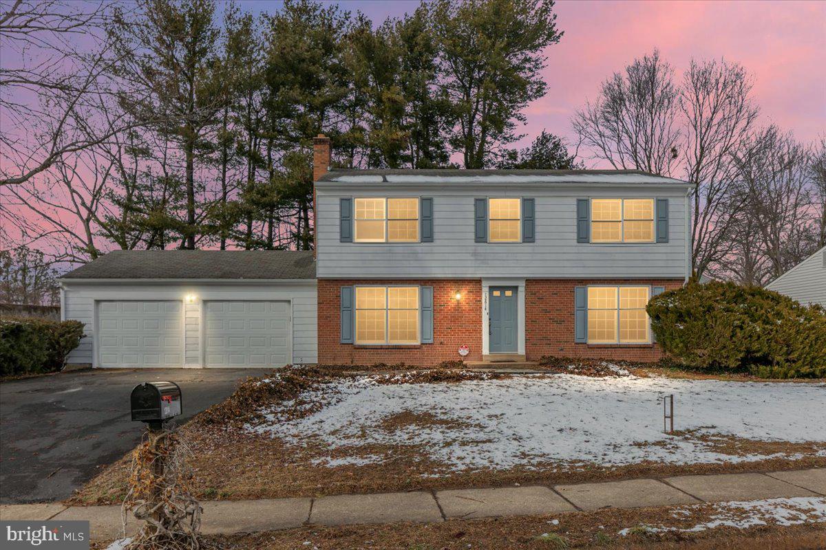 12814 Pinecrest Road, Herndon