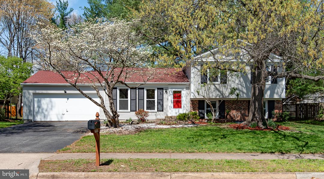 2658 Fanieul Hall Court, Herndon
