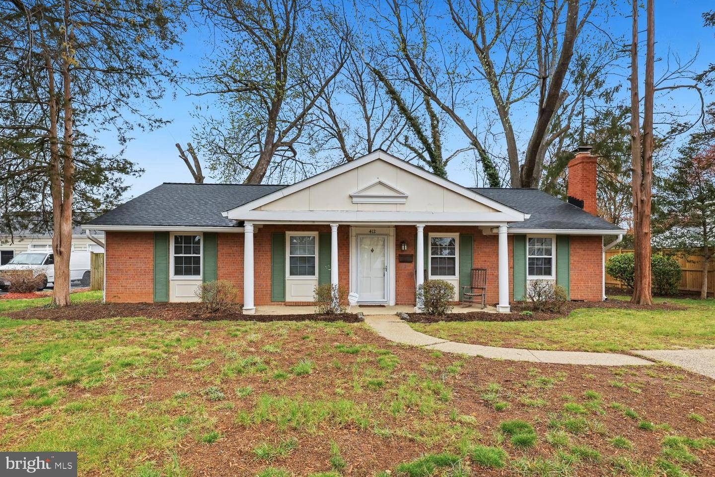 412 Patrick Lane, Herndon