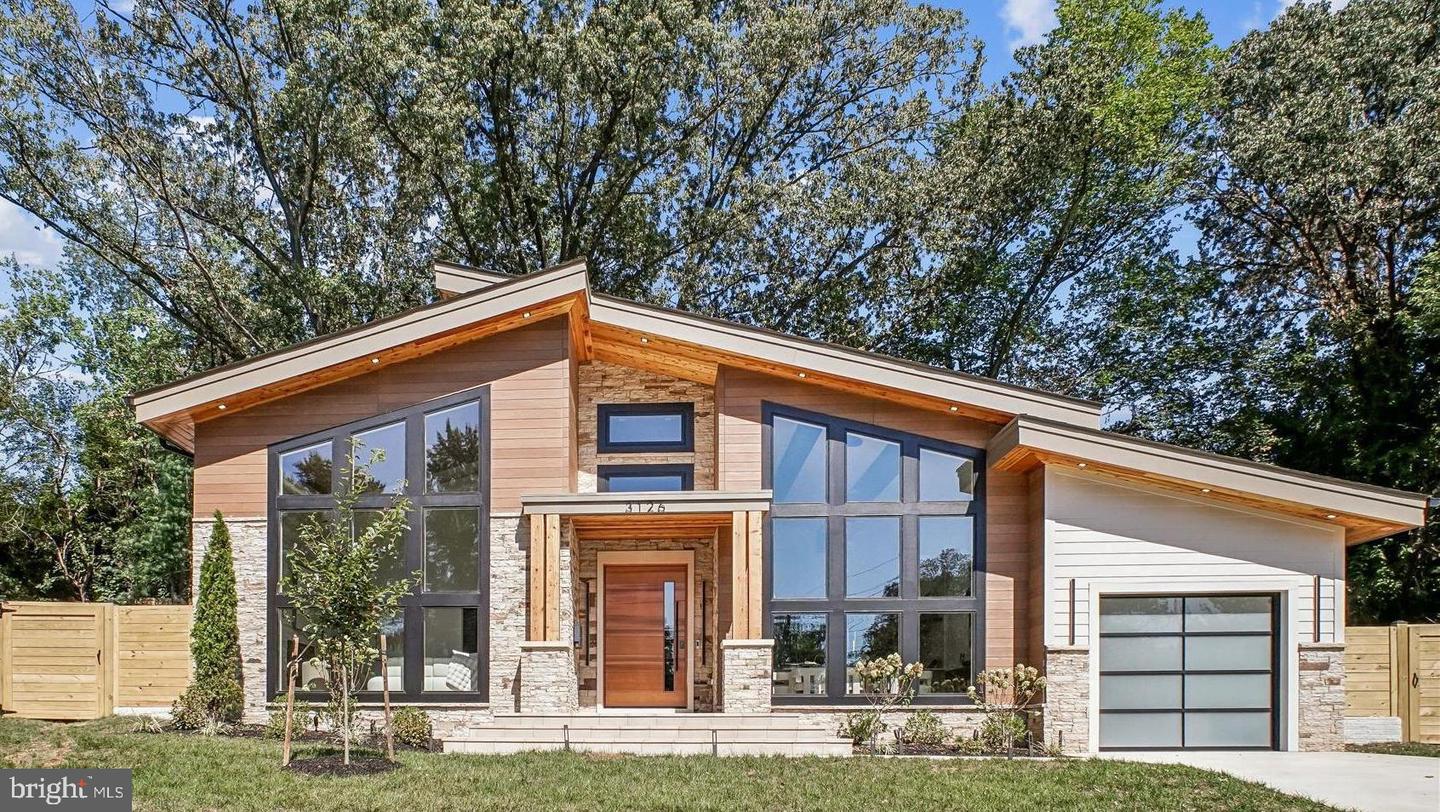 3126 Headrow Circle, Falls Church