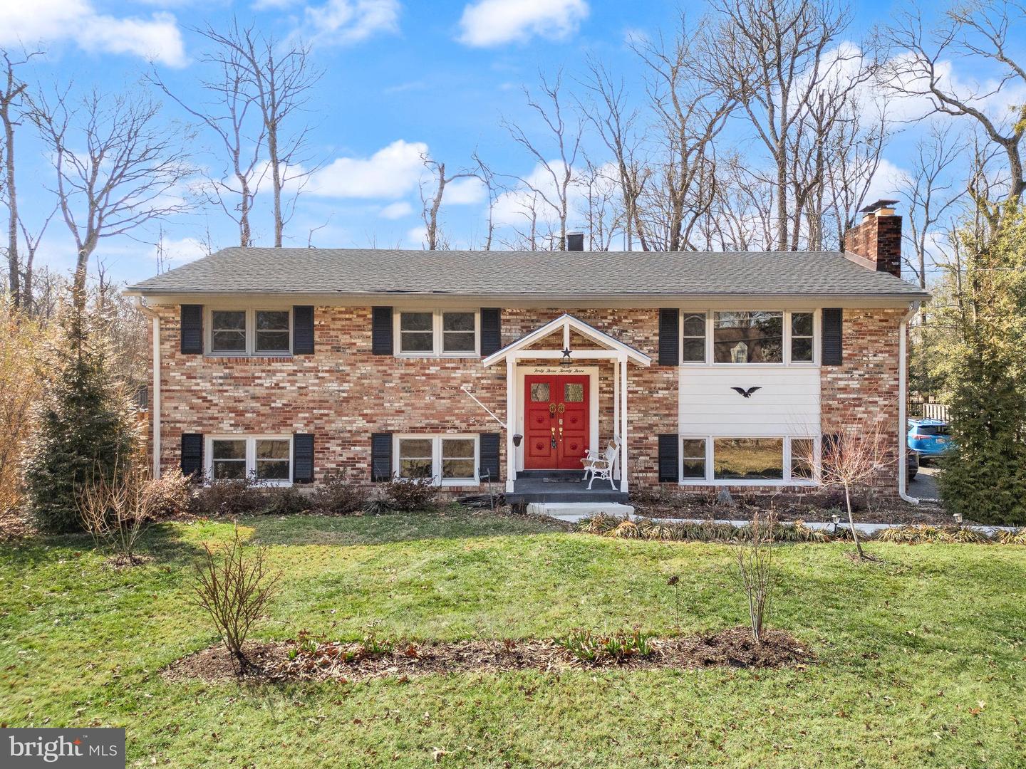 4323 Ferry Landing Road, Alexandria