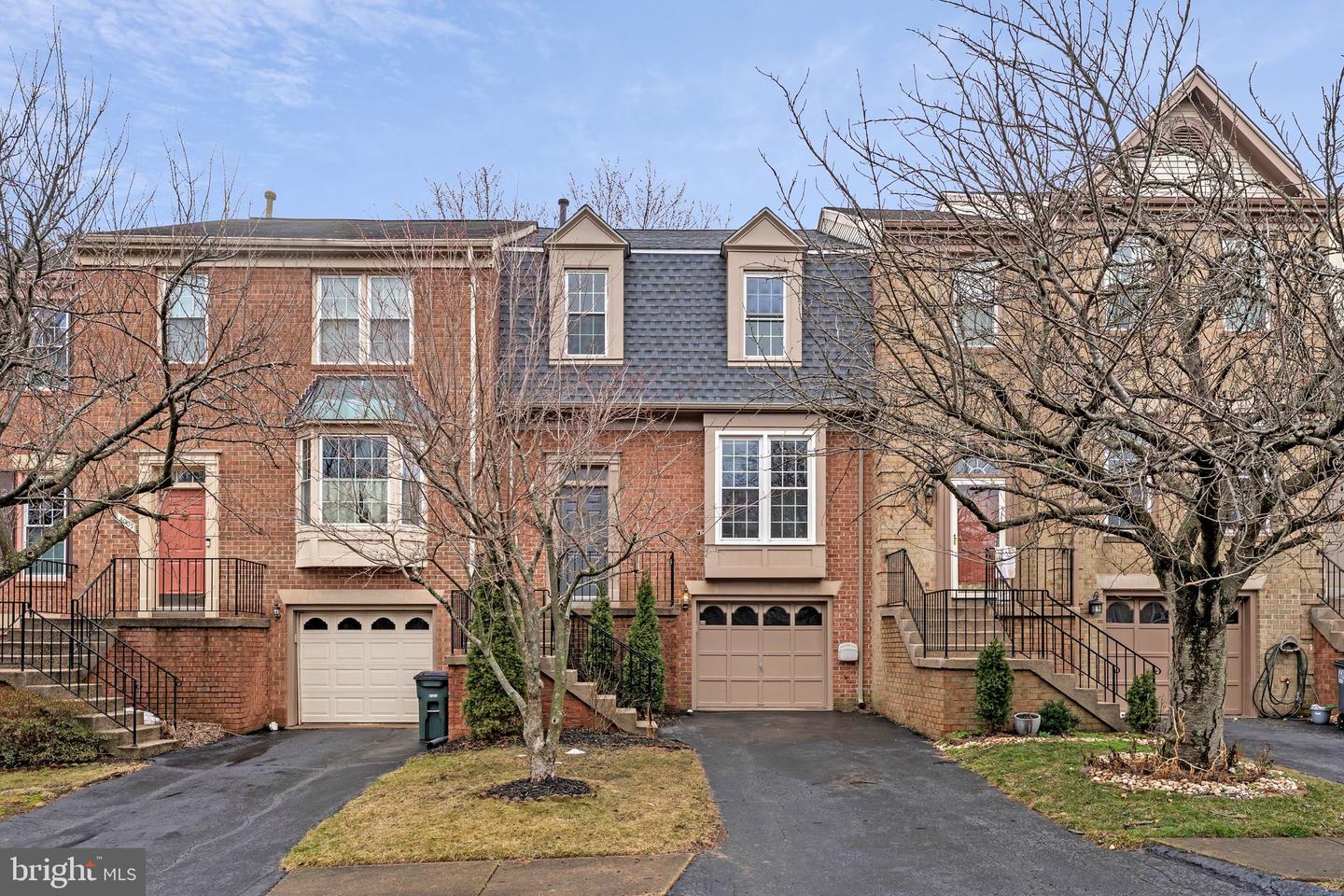 4007 Murdstone Court, Fairfax