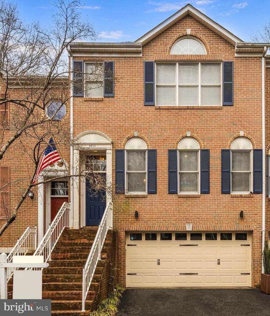 2914 Oakton Crest Place, Vienna