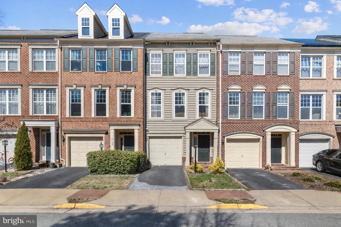 8135 Dove Cottage Court, Lorton