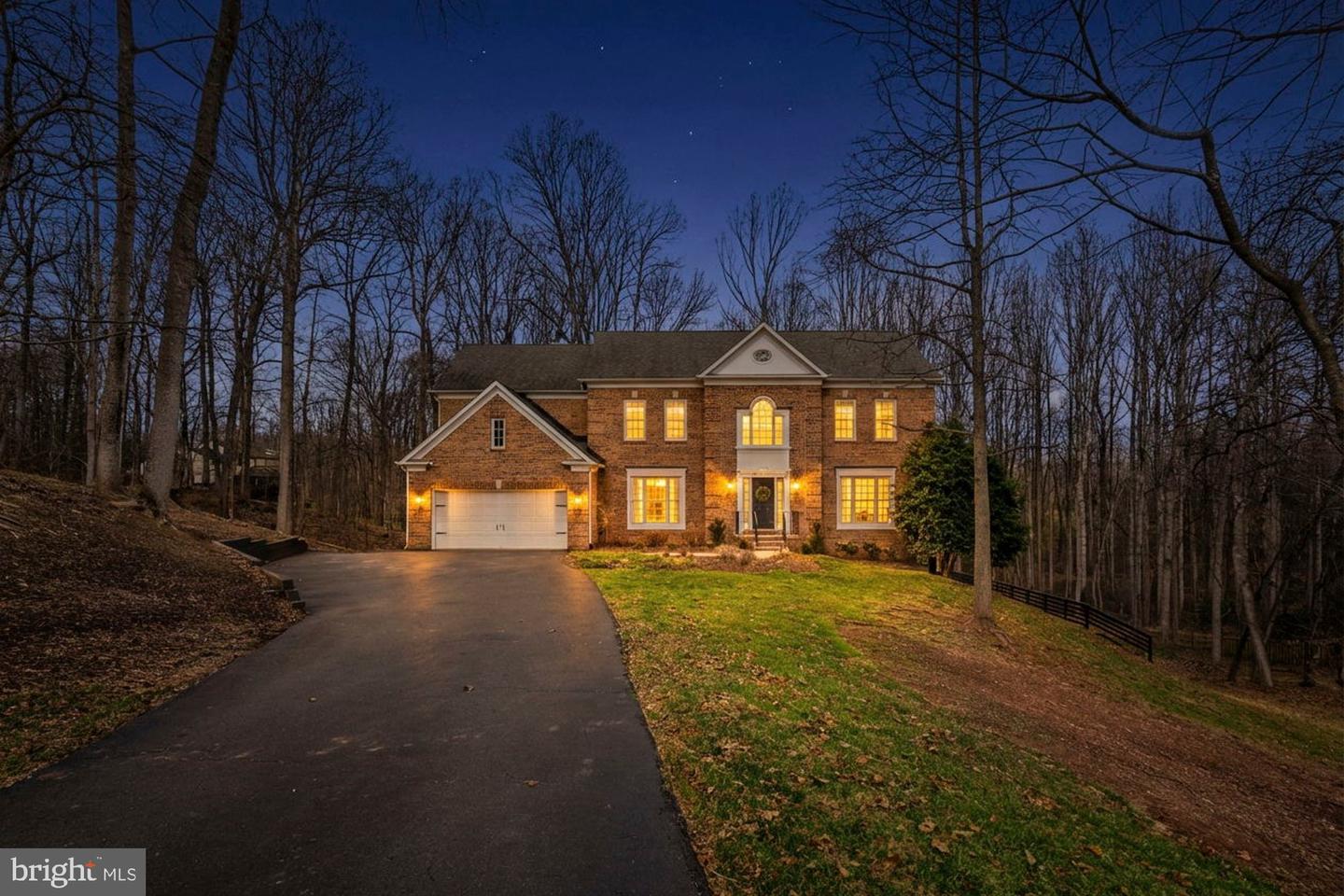 11732 Saddle Crescent Circle, Oakton