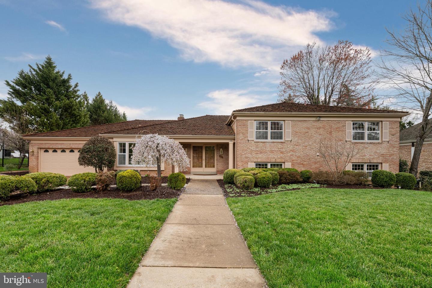 1213 Potomac School Road, Mclean