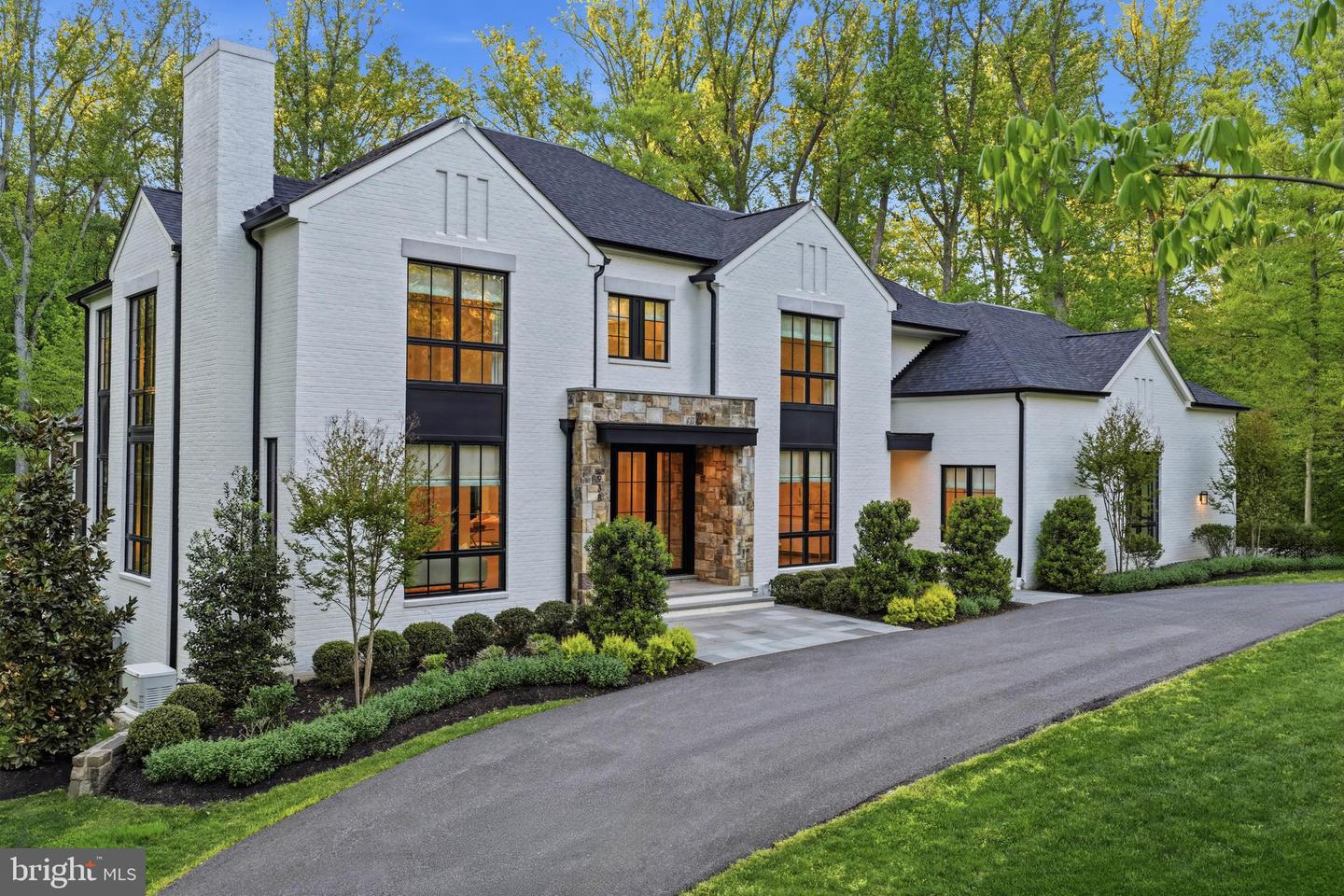 938 Saigon Road