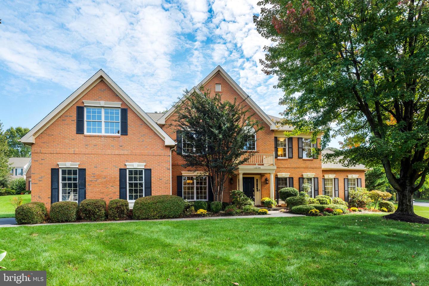 12704 Autumn Crest Drive, Oak Hill