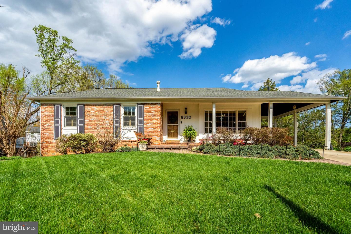 8320 Briar Creek Drive, Annandale