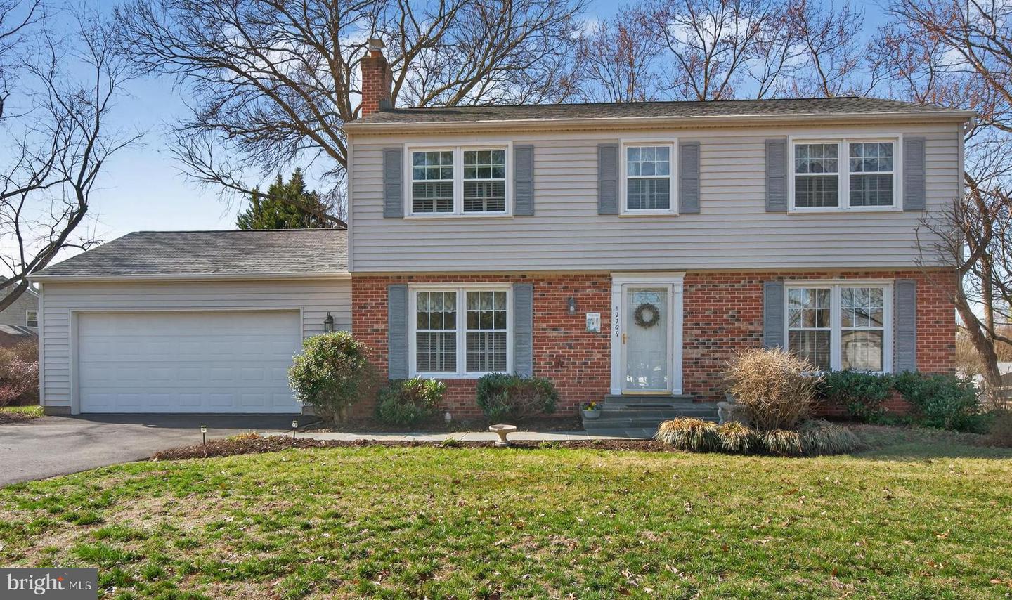 12709 Bradwell Road, Herndon