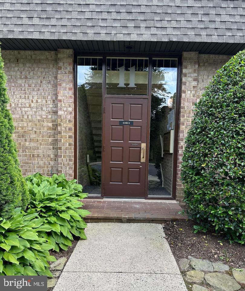 11611 Vantage Hill Road #11b, Reston