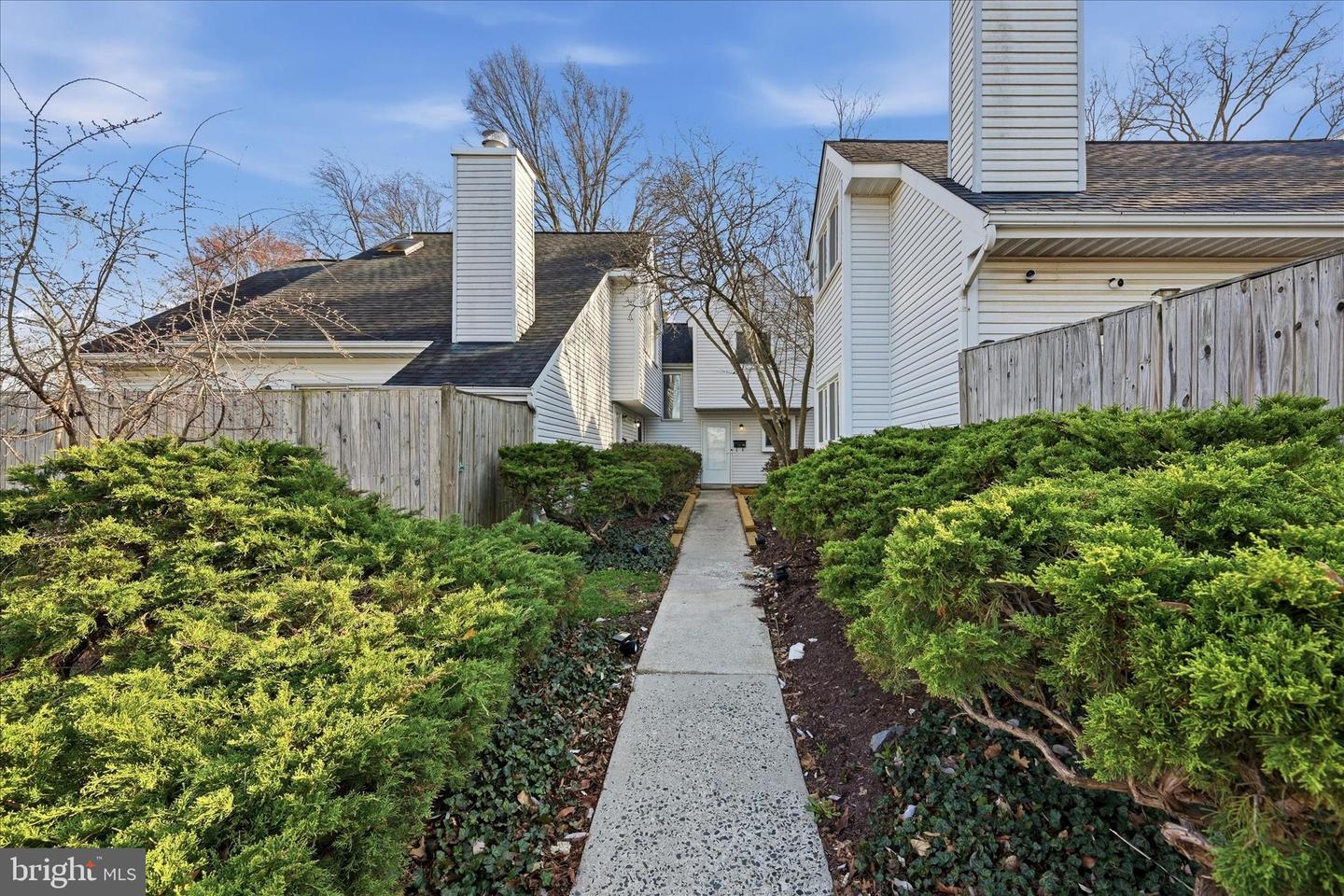 805 Locust Street #6, Herndon
