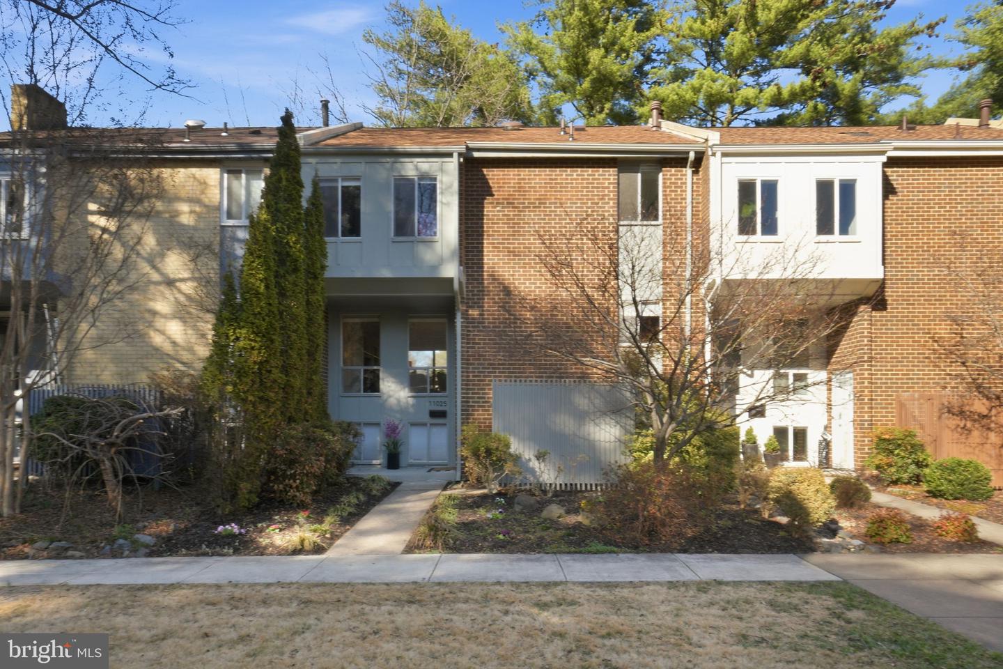 11025 Saffold Way, Reston