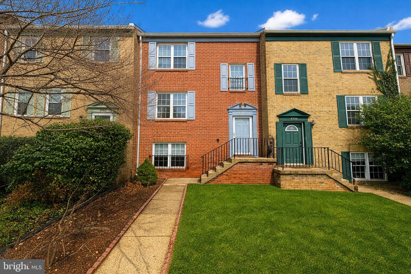 4765 Kandel Court, Annandale