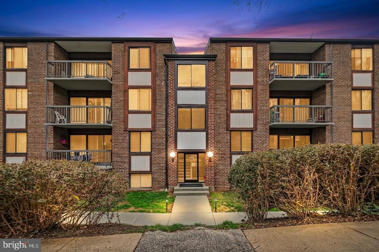 9704 Kingsbridge Drive #304, Fairfax