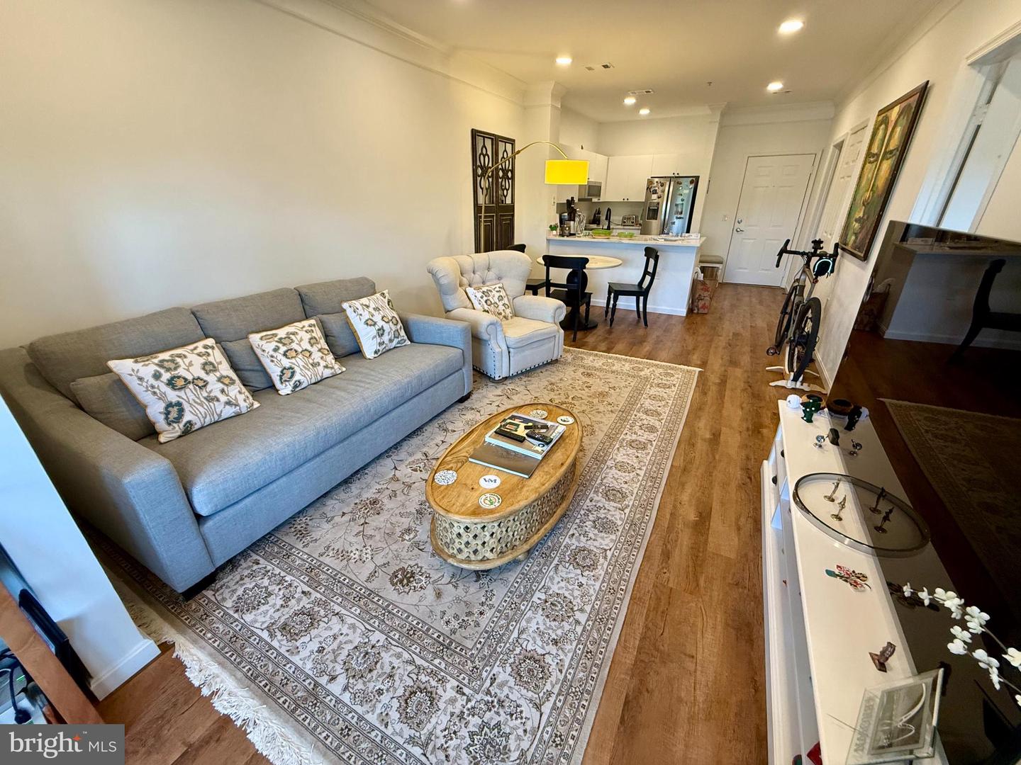 3021 Nicosh Circle #1406, Falls Church