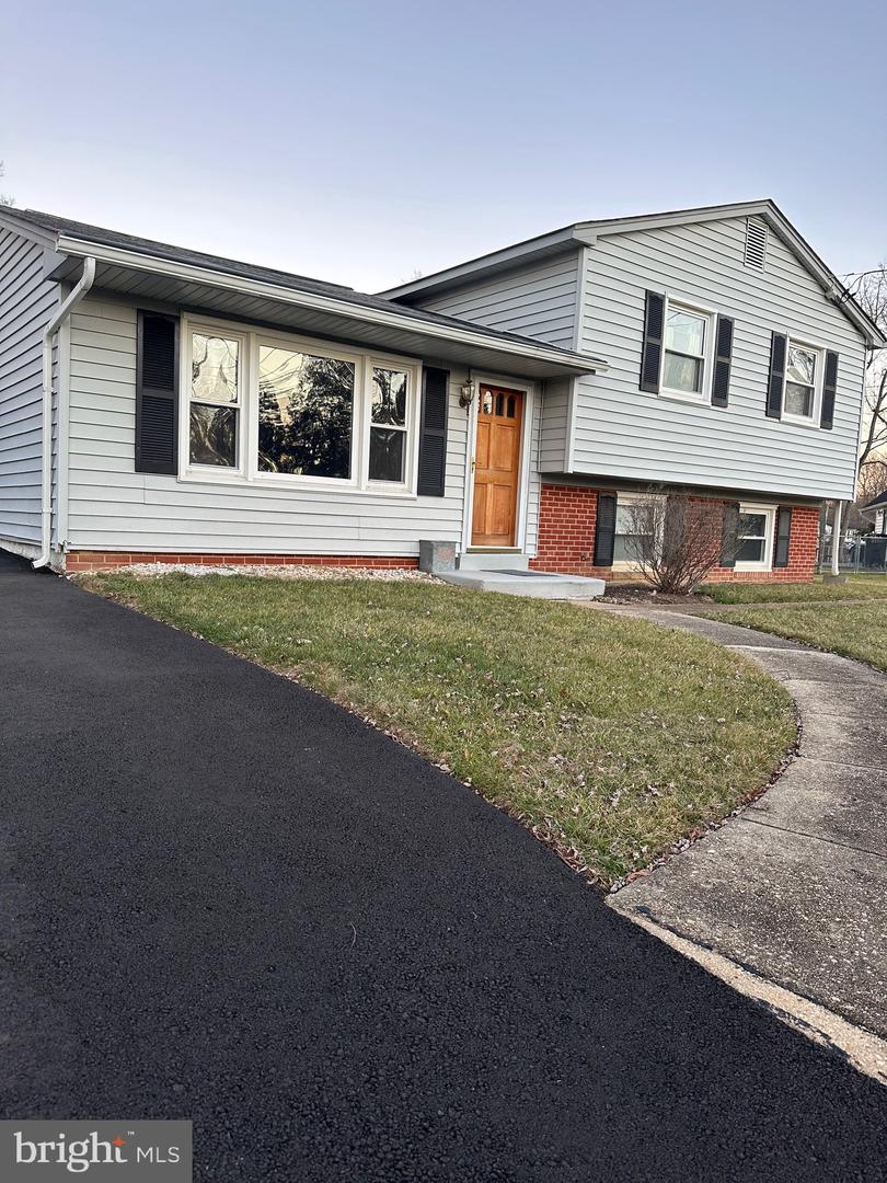 8019 Beckner Court, Alexandria