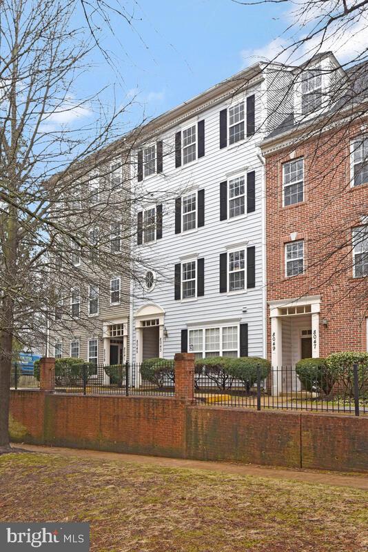 8045 Gatehouse Road #17, Falls Church