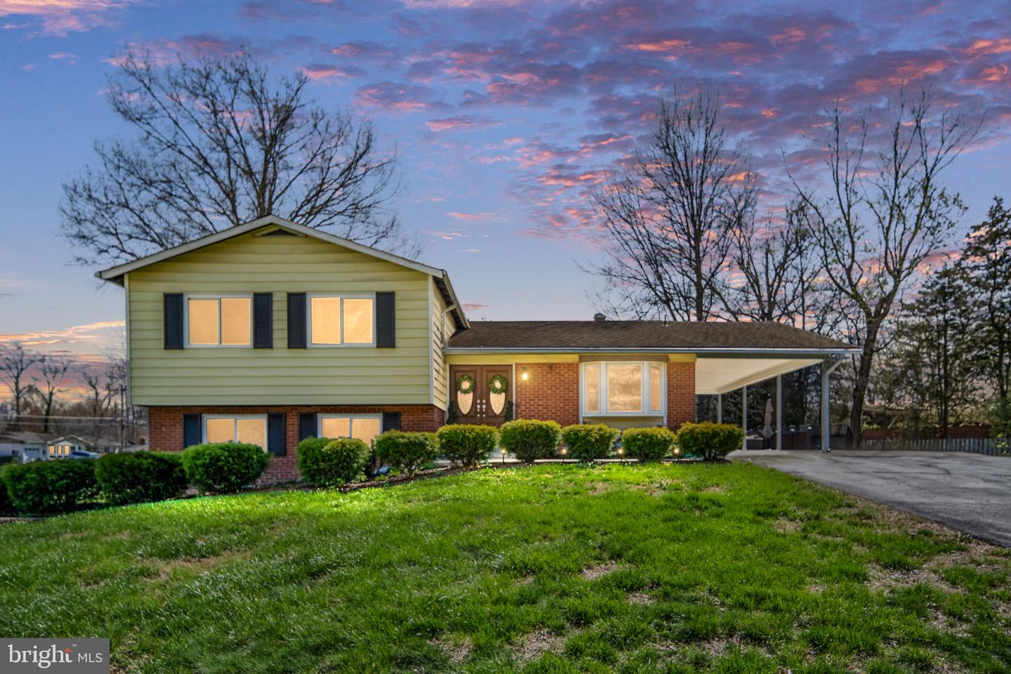 4401 Blyth Place, Alexandria