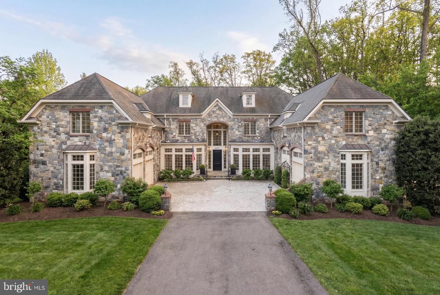 6929 River Oaks Drive, Mclean