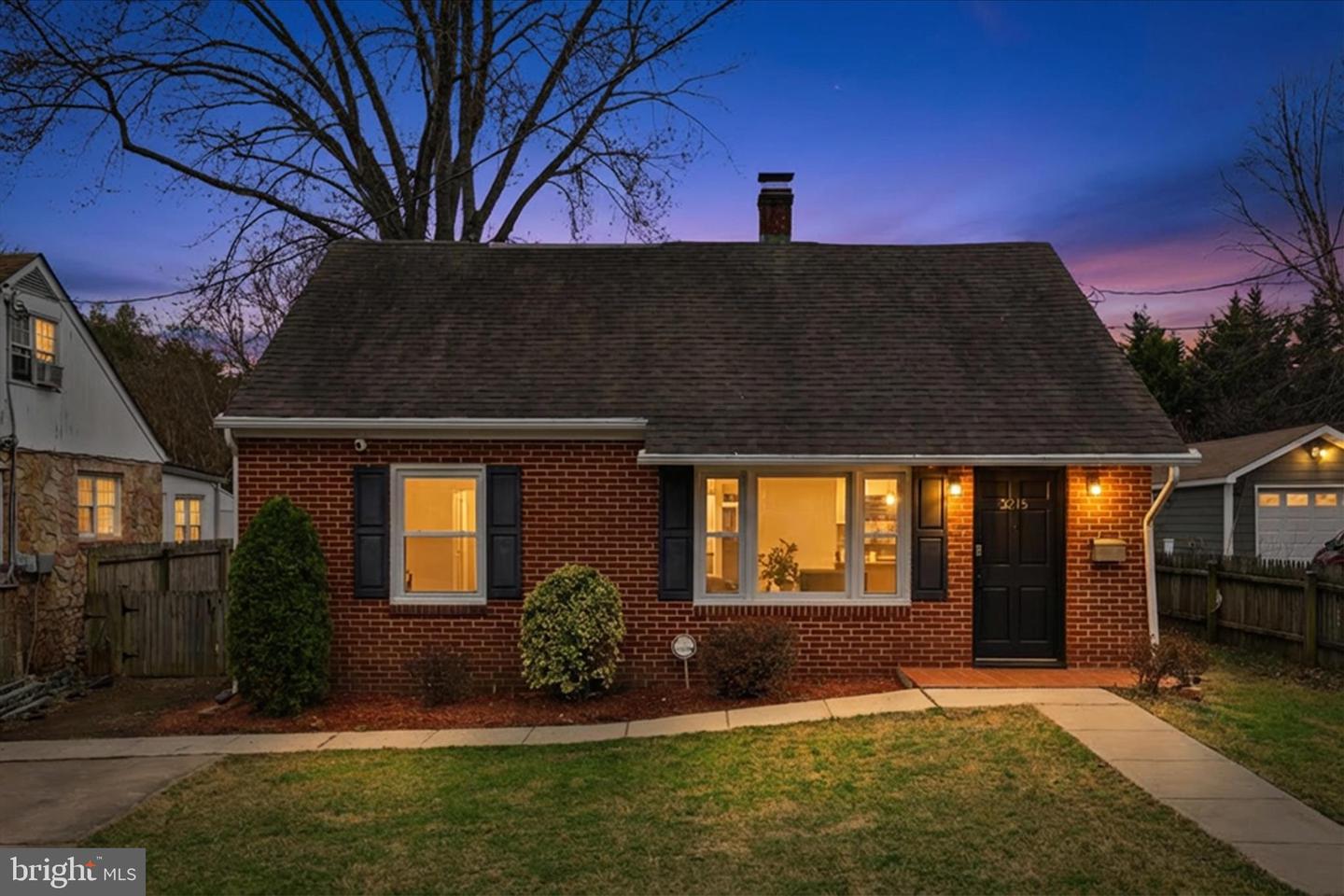 3215 Memorial Street, Alexandria