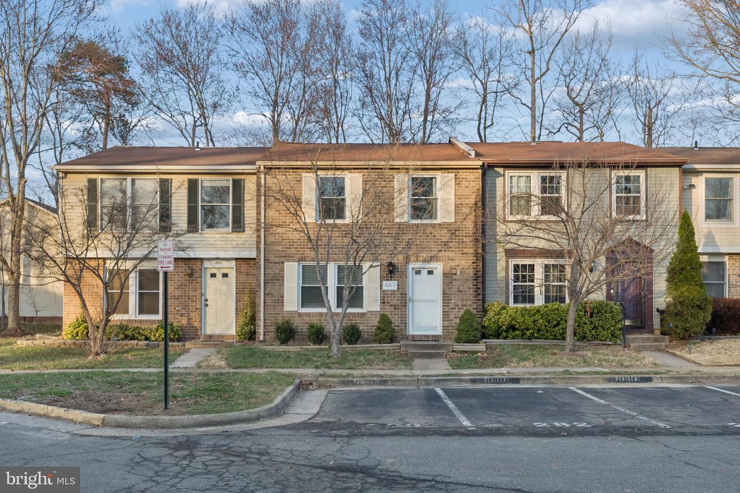 8213 Claremont Woods Drive, Alexandria