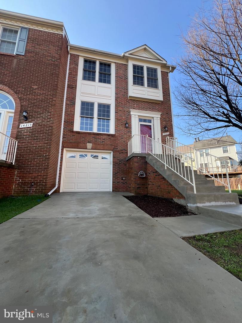 14217 Belt Buckle Court, Centreville