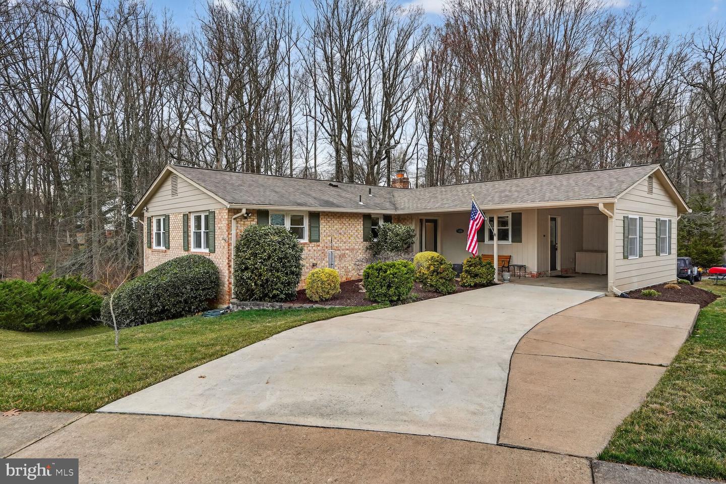 5206 Pimlico Court, Fairfax