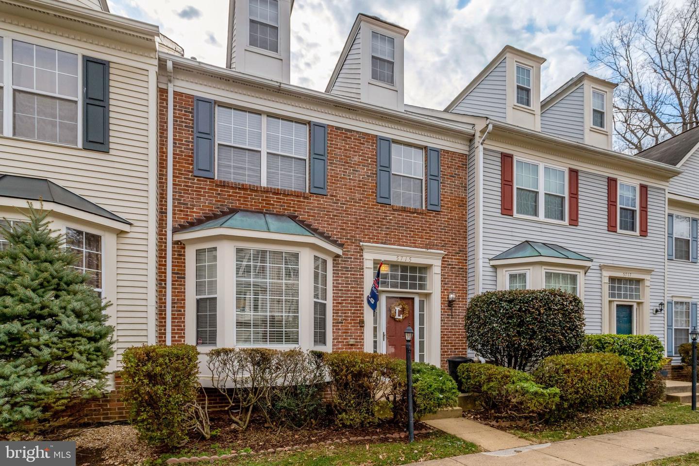 5715 Clapham Road, Alexandria