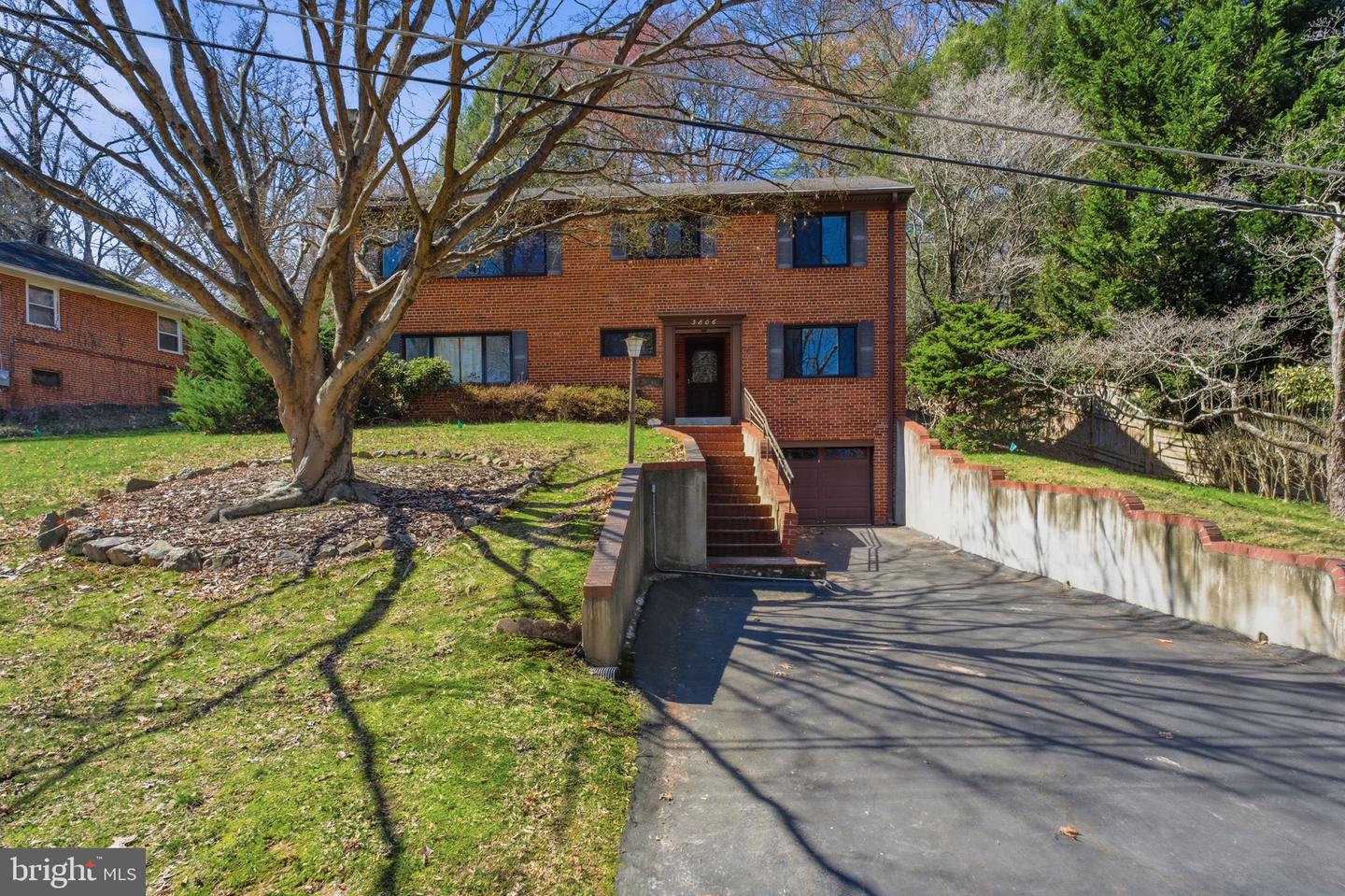 3806 Howard Street, Annandale
