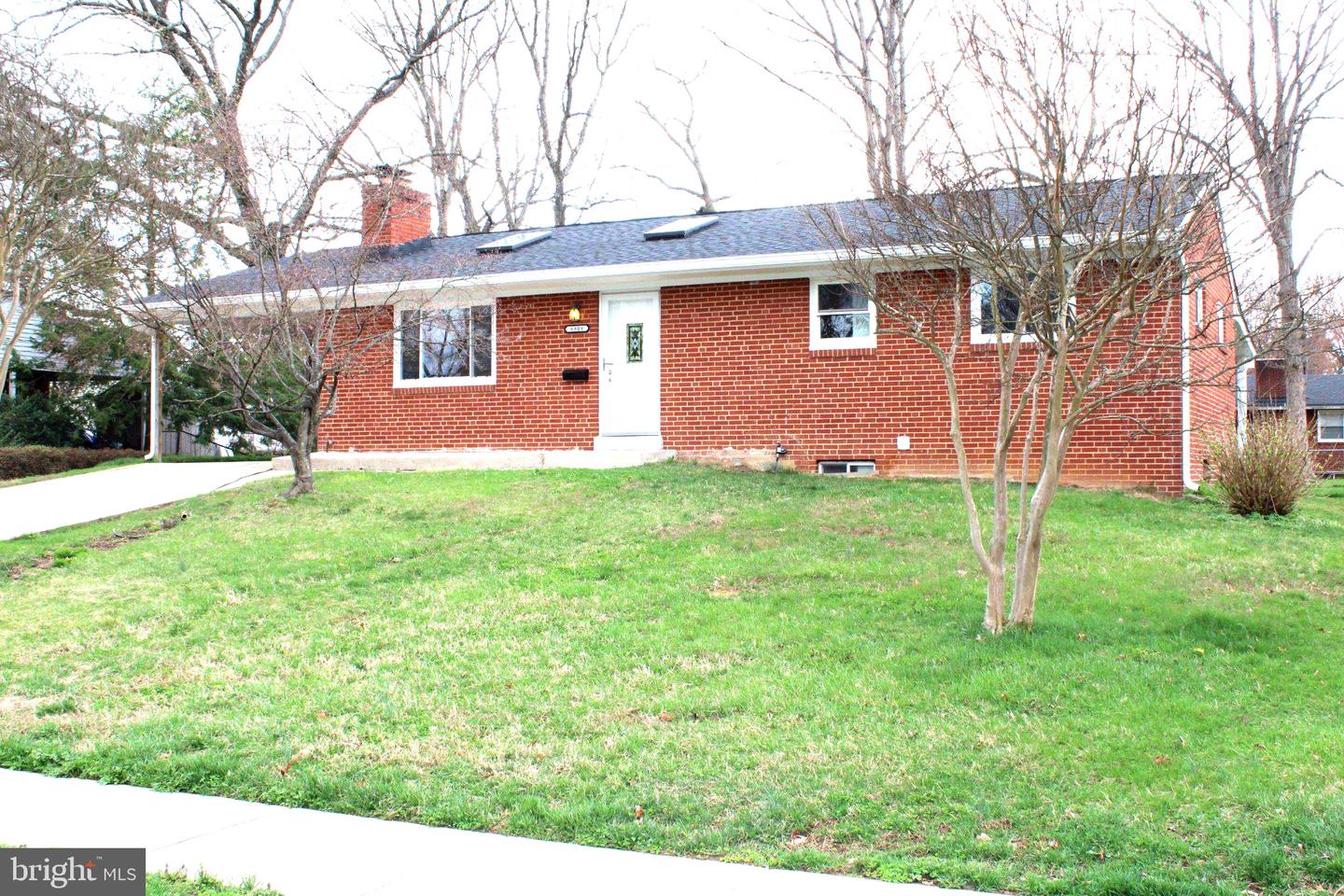 6809 Ruskin Street, Springfield