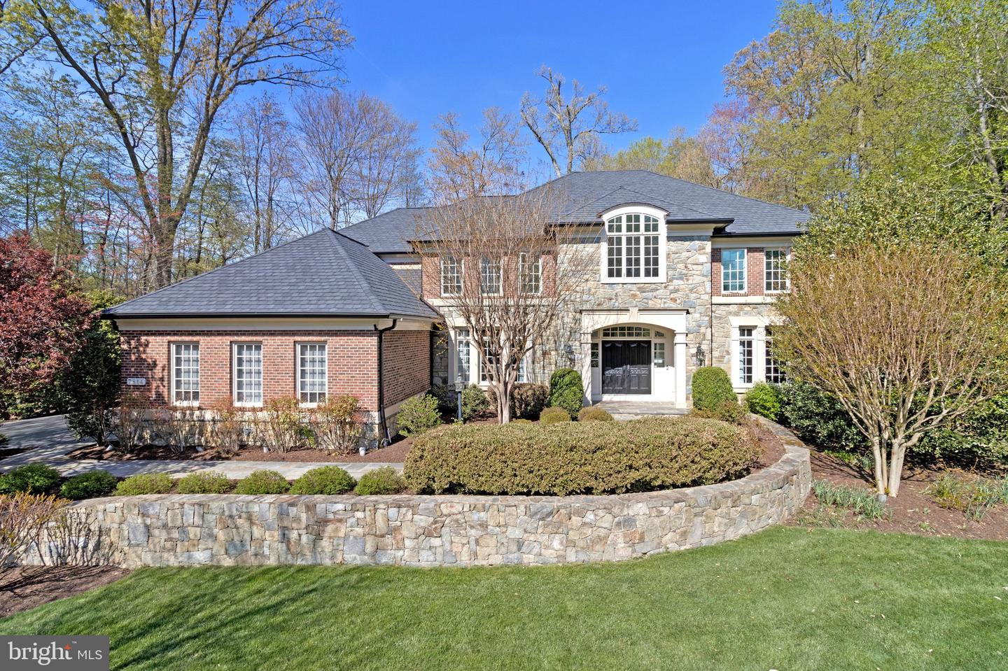 7814 Crownhurst Court, Mclean