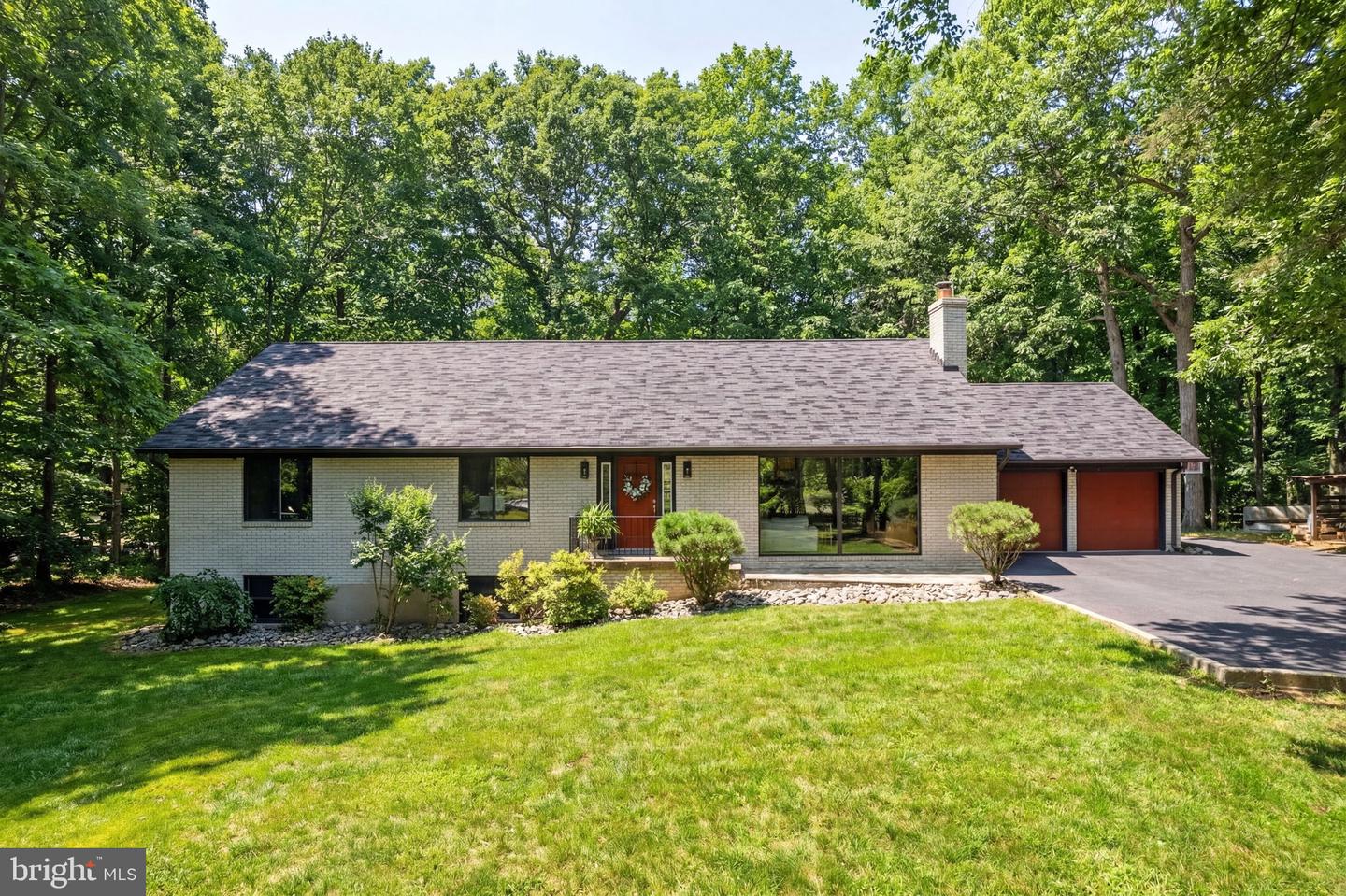 7427 Maple Branch Road, Clifton